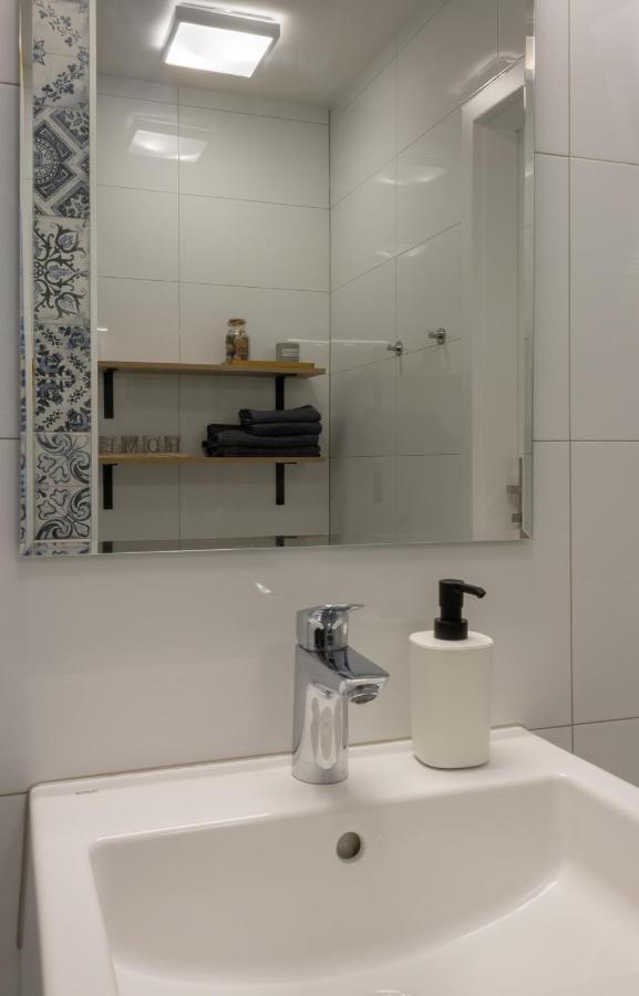 Initium Rooms - Pokoje Na Wynajem - Obroncow Wybrzeza 4D Гданьск Экстерьер фото